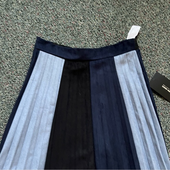 ZARA Blue & Black Color-block Small Pleated Stretch Knee-Length Midi Skirt Sz XS - Picture 3 of 16